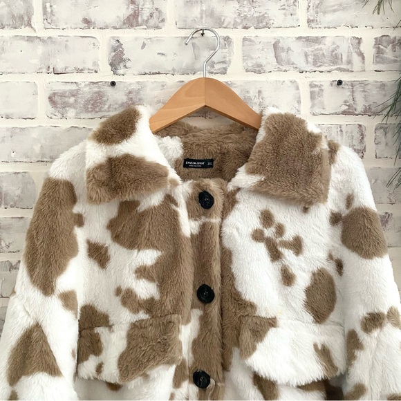 Cow Print Button Up Teddy Jacket • 18(3XL) • Brown Tan Cream - Picture 2 of 7